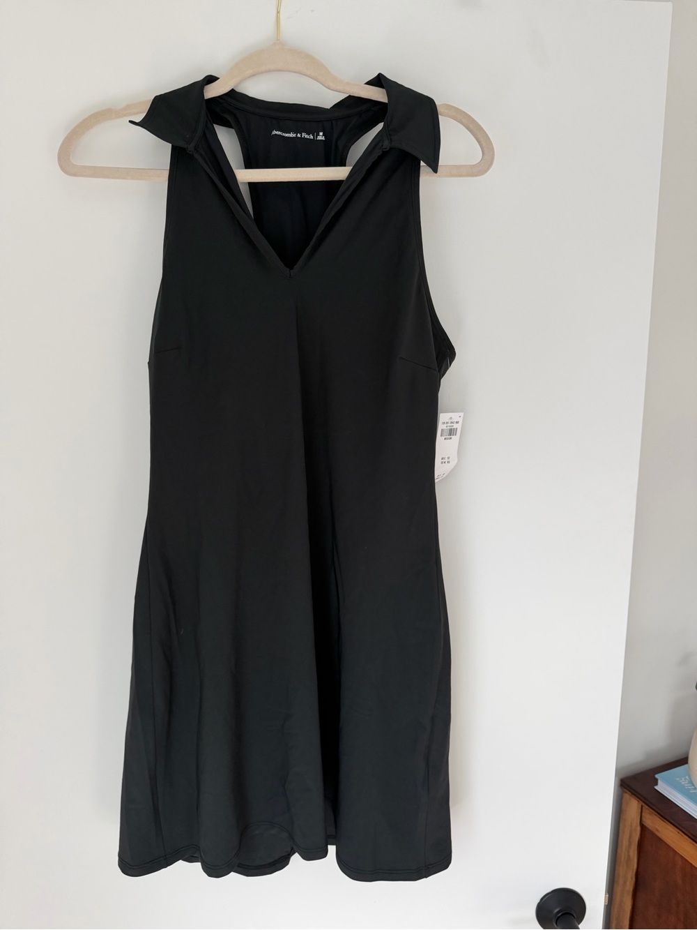 Abercrombie & Fitch Black Sleeveless V-Neck Mini Dress with Collar